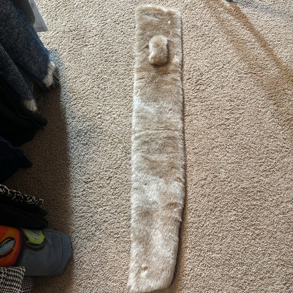 Fur wrap - Picture 2 of 4